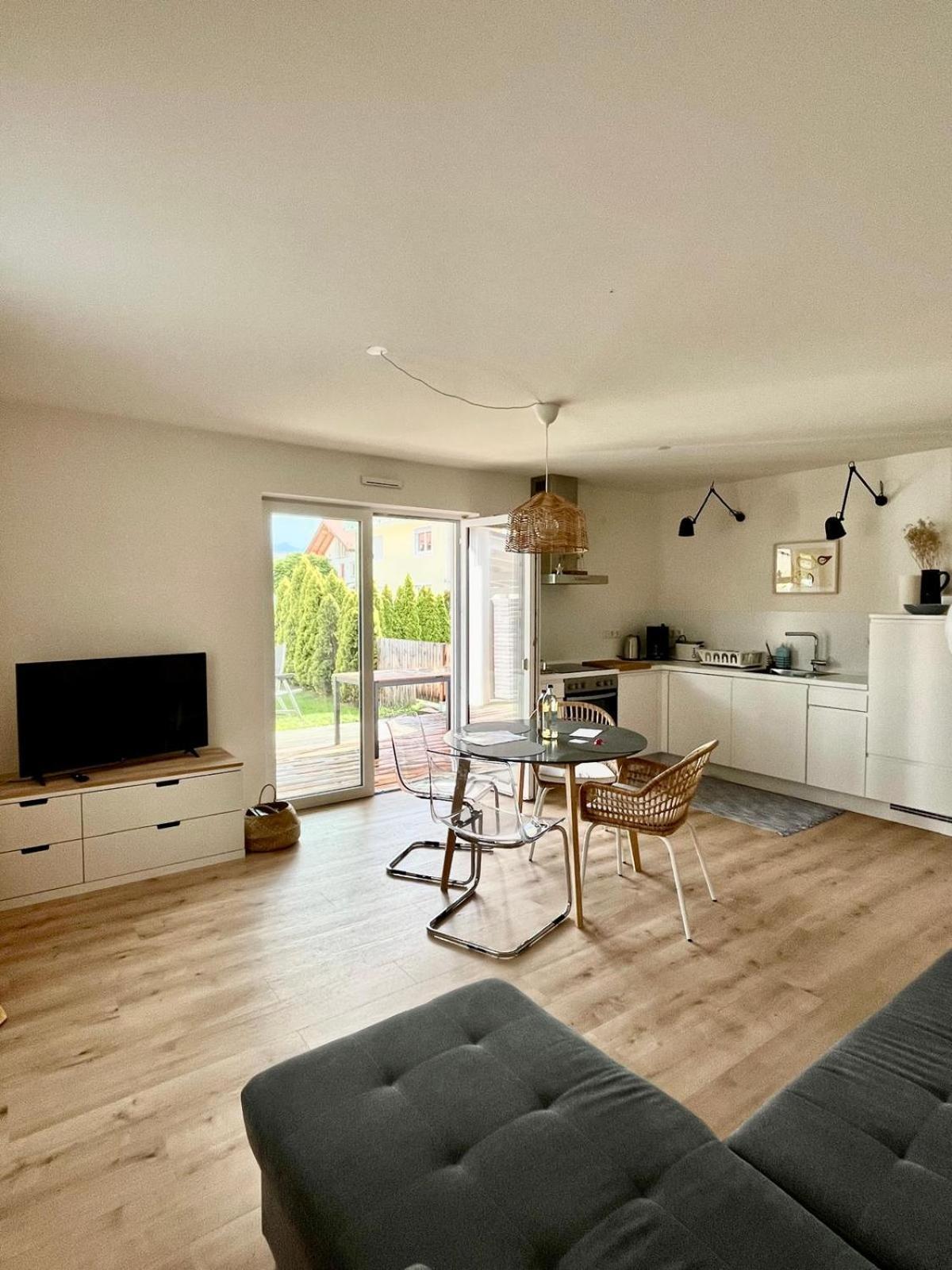 Ferienwohnung Am Bayrischen Meer Ubersee Ngoại thất bức ảnh